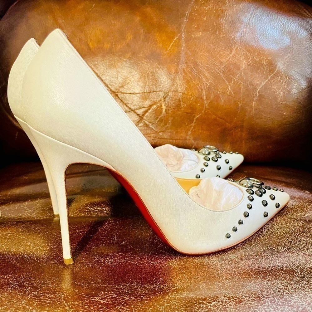 Christian Louboutin Kate 100 Geometric stud embellishment 39.5 Posh authenticate - Picture 4 of 9